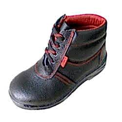 Çelik Burunlu Bot - İşçi Botu